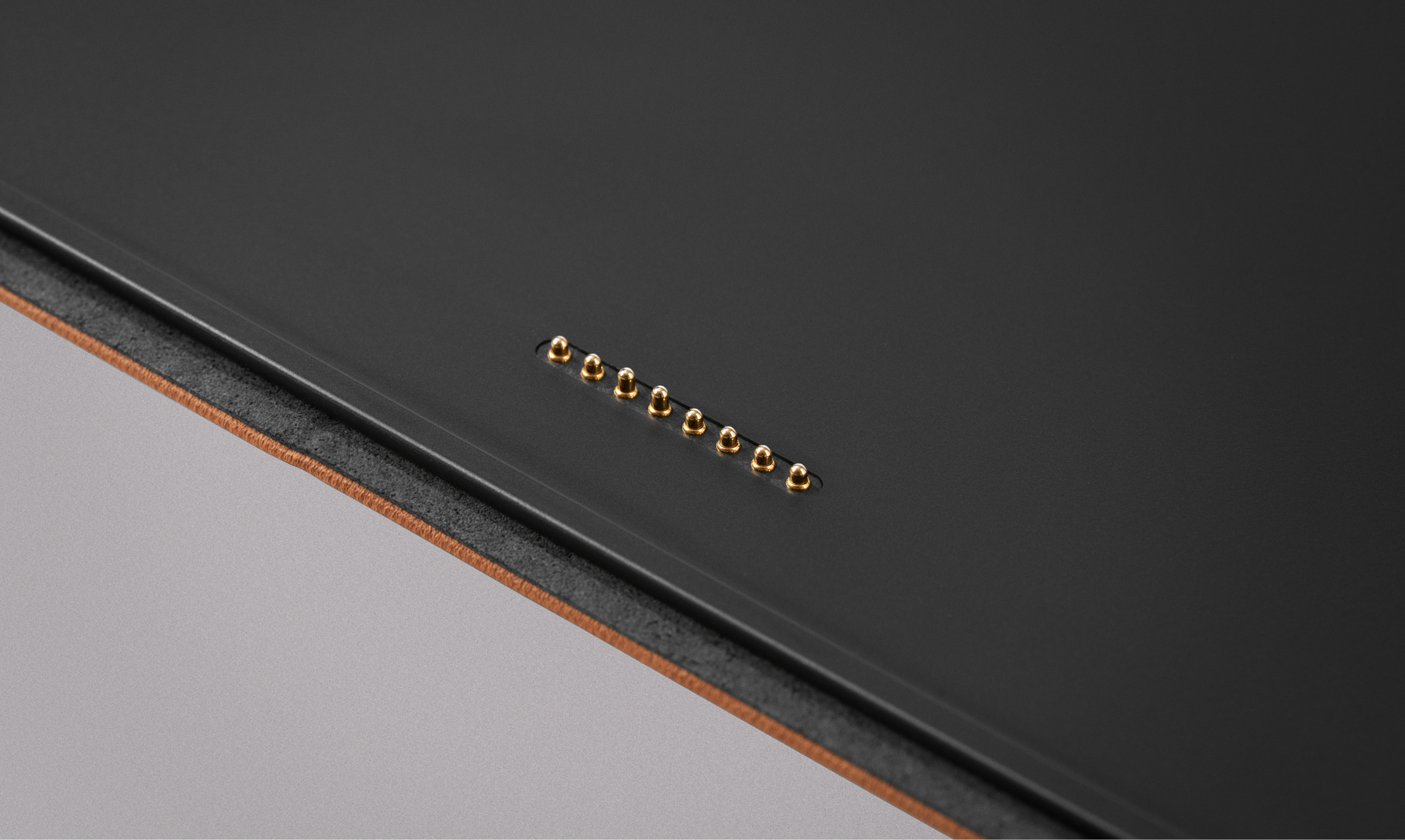 Magnetic Keyboard Cover pogo-pin connector
