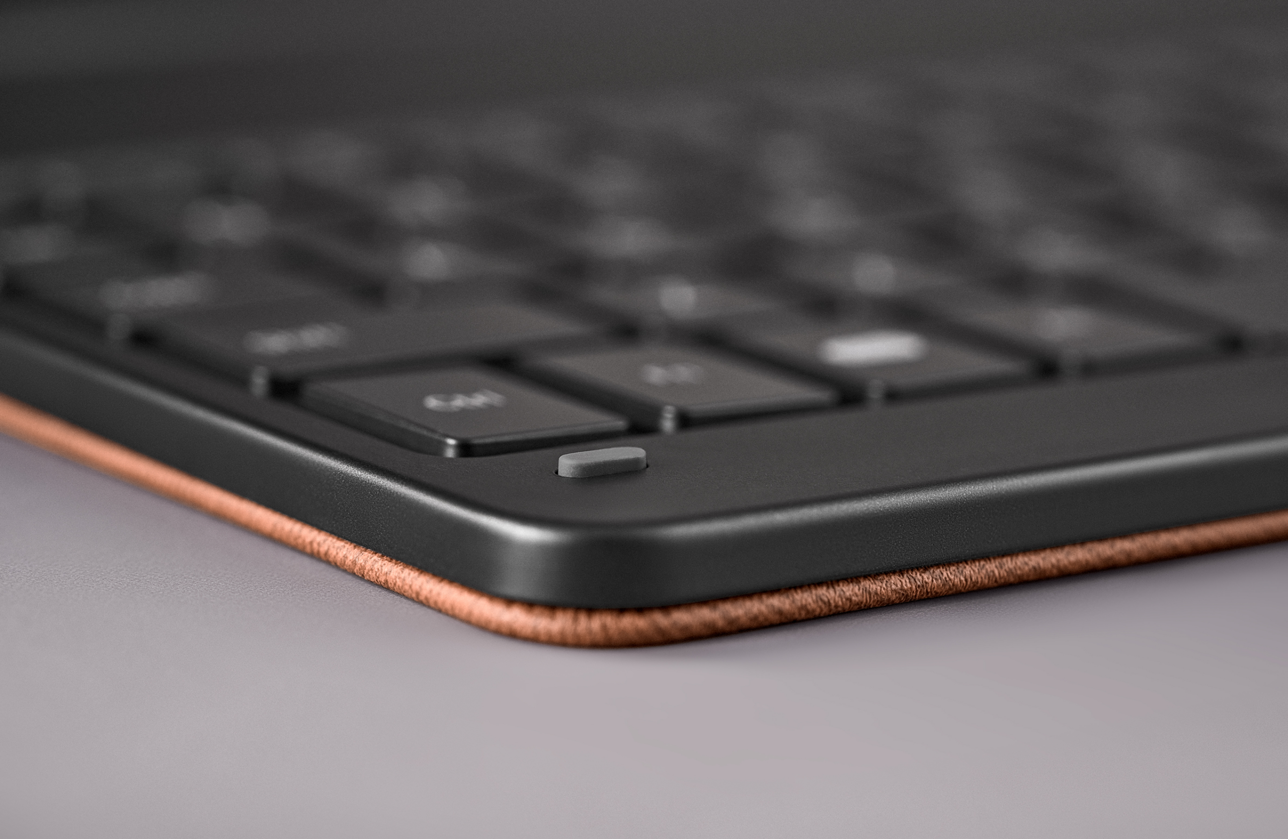 Magnetic Keyboard Cover raised silicone pads